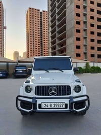 مارسدس جي 63 اصل مديل 16 محدثه 23 بدون صبغ فقط قطع التحديث فول السيارة...