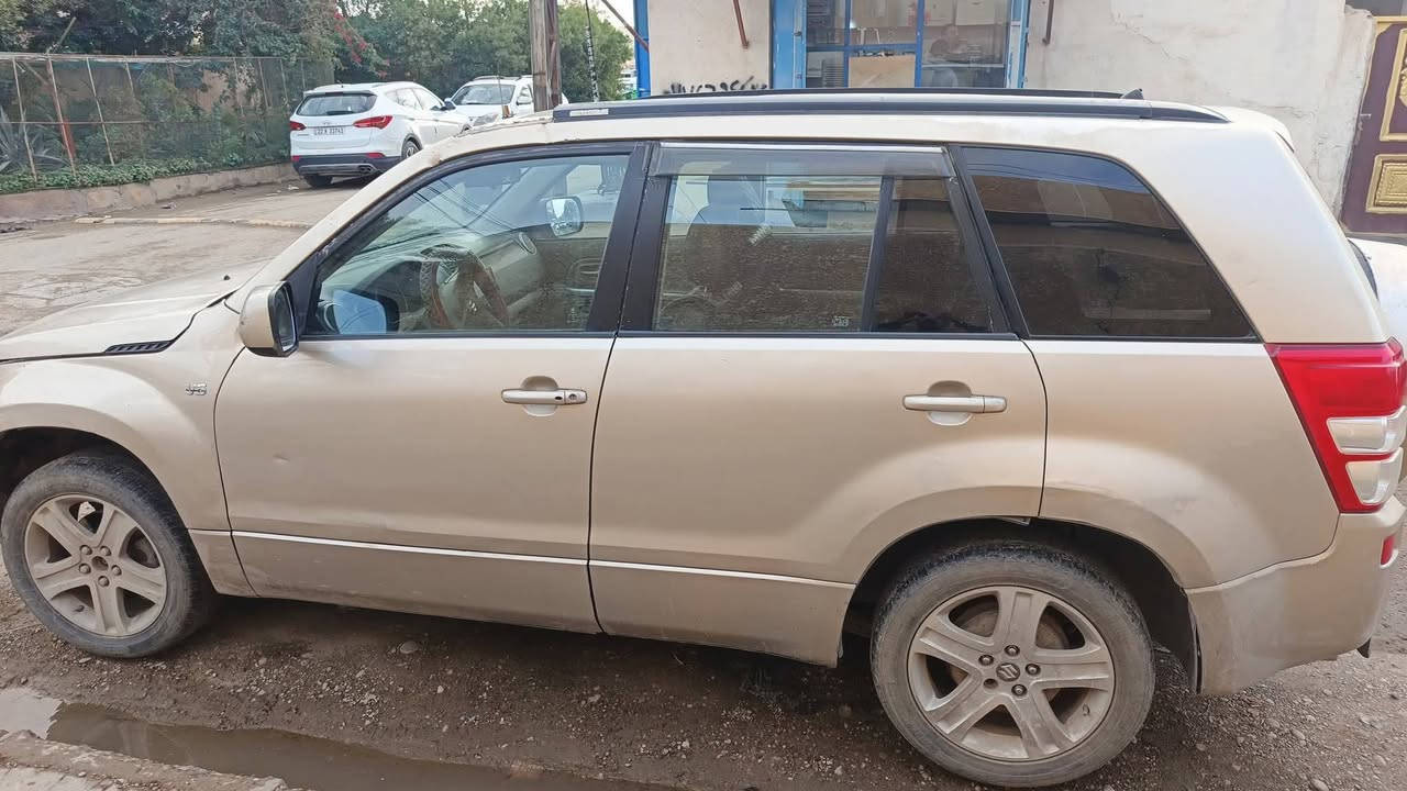 سياره سازوكي ڤيتاره 2007 محرك 6سلندر شادلها كير ومحرك جدد قبل شهر السعر 70ورقه وبيها مجال قليل حك الجيه اعتذر عن البيع أقساط أو وعده نقد فقط
***********
السياره شرط التحويل 
المكان   تكريت
