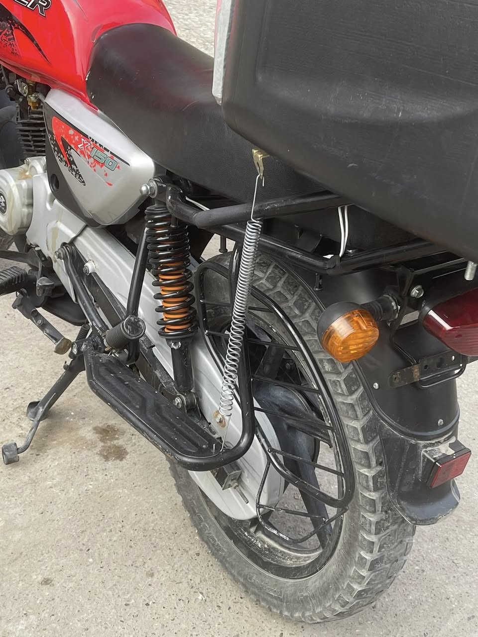 *********** السلام عليكم بوكسر موديل 2021 رقم مكينة مجفتة تجفيت شركة دراجة حلو تجي وتشوف بيه مستعجل علية بيعته بيه شوي شمره بل ستيرن سعر 1500بيه مجال الطيبين بغداد مدينة الصدر
