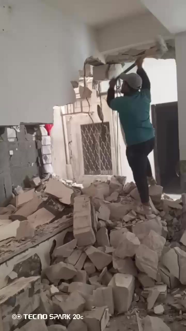 السلام عليكم ورحمه الله وبركاته عمال تفليش تدخيل سبيس وحدل وصب خباطه يدويه اخذ اكبالات  تطبيك شتايكر تشربت فرشي صب دنك وبعض اعمانه في كربلاء الستفسار عله الرقم بدارت ابوعلي *********** ***********
