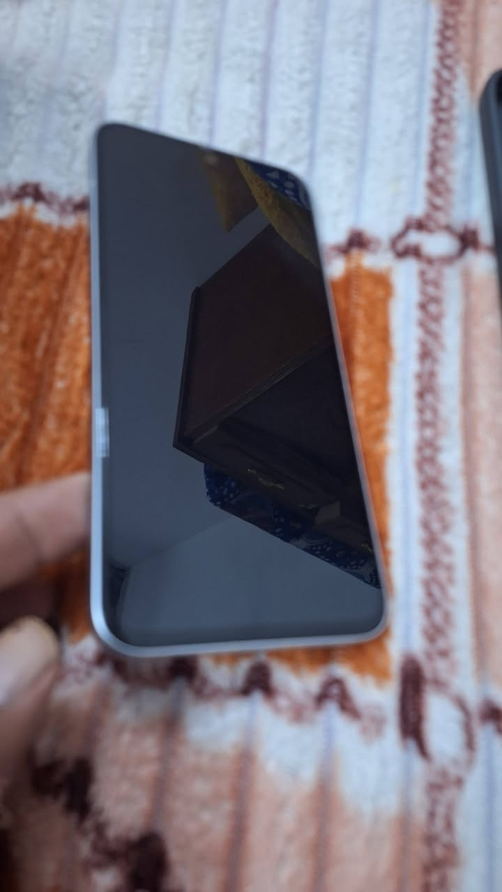 بوكو اف ٧ جديد كلش مشحون ٣٠ مره مكفول من كلشي ذاكرة ٥١٢ سعر ٤٥٠
***********
