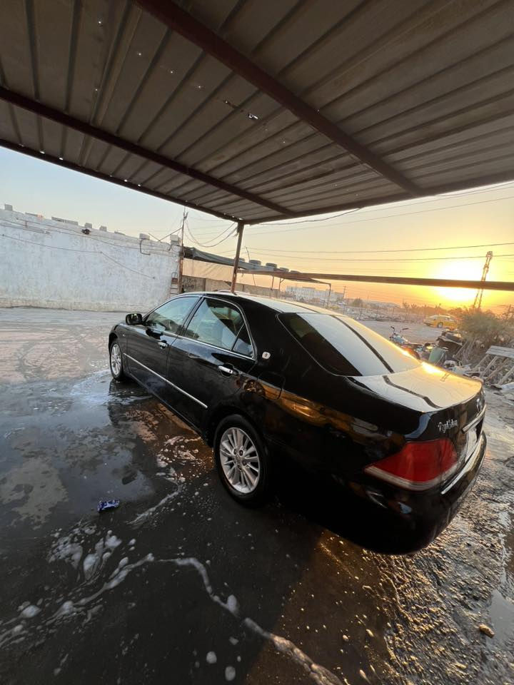 السلام عليكم شاهينه ادوات كصة قماره
متوم انكليزي شاصي ٨٢ بصمه سوده
كشنات جلد كهربا تحكمات جهتين هواي بيهه موصافات
سياره جاهزه سعر ٣٨ مكاني ناصريه شطره
***********
