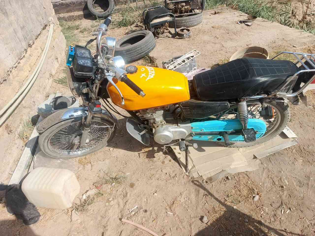 سلام دراجه كلك كلك البيع الدرجة شغاله ونضيفه شوفت عيونك السعر 550وبيه مجال للطيبن المكان   الديوانية قضاء الدغاره وهذا رقمي للاستفسار الاتصال *********** موجود واتساب
