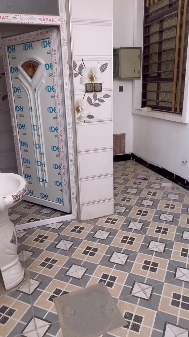 السلام عليكم بيت لأجار في شهداء بيت جديد أجار بيت 400  بيك خير و دلل 
***********واتساب 
***********تصل يلي يحب يتصل و تدلل
