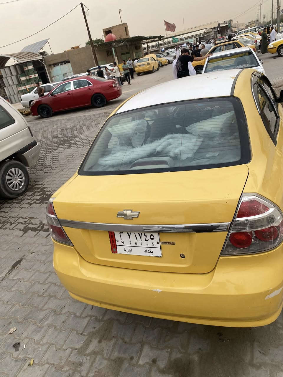 للبيع فقط موديل ٢٠٠٨ امريكي                                    السعر سيارة ٣٥$  عليها غرامة مرورية ٤٠٠الف ينزل من السعر 
مكان سيارة نجف 
الهزة جديدة 
مصفرة هيئة 
رقم ***********
