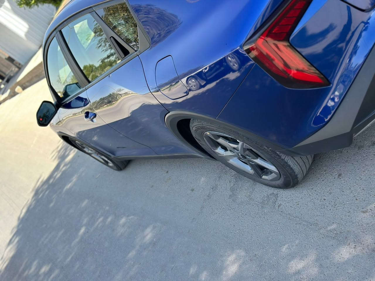 للبيع كيا K4 وارد امريكي موديل25
حادث بنيد مبدل فقط وجملغ بارد الجهتين

السيارة نضيفه جداً بدون نقطة صبغ 

ماشيه 17ميل 

/مواصفات / بصمة /تشغيل عن بعد /

نظام ترحيب / شاشة كبيرة /عداد دجتل متصل /

انظمة قيادة نورمال /سبورت /رادار امامي جانبي خلفي / قيادة ذاتية / صندوق ذكي بصمة / بصمة ابواب /اوتو هولد / هند بريك بصمة / بجم لد / صندوق لد /حادث خفيف جدا بدون دواخل بدون ايرباك 

للاستفسار اتصل :*********** 

رقم بغداد 

السعر 177وبيها مجال
