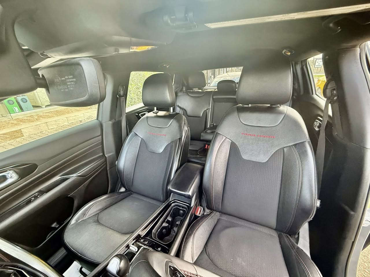 جيب كومباس تريل هوك 2023
رقم اربيل جديد 
سيارة بيها فقط بونيد صبغ كما موضع بصور التفاصيل 
و رضعة خفيف بشانصي
سعر 165 ورقة وبيها مجال 
عنوان كركوك 
***********
