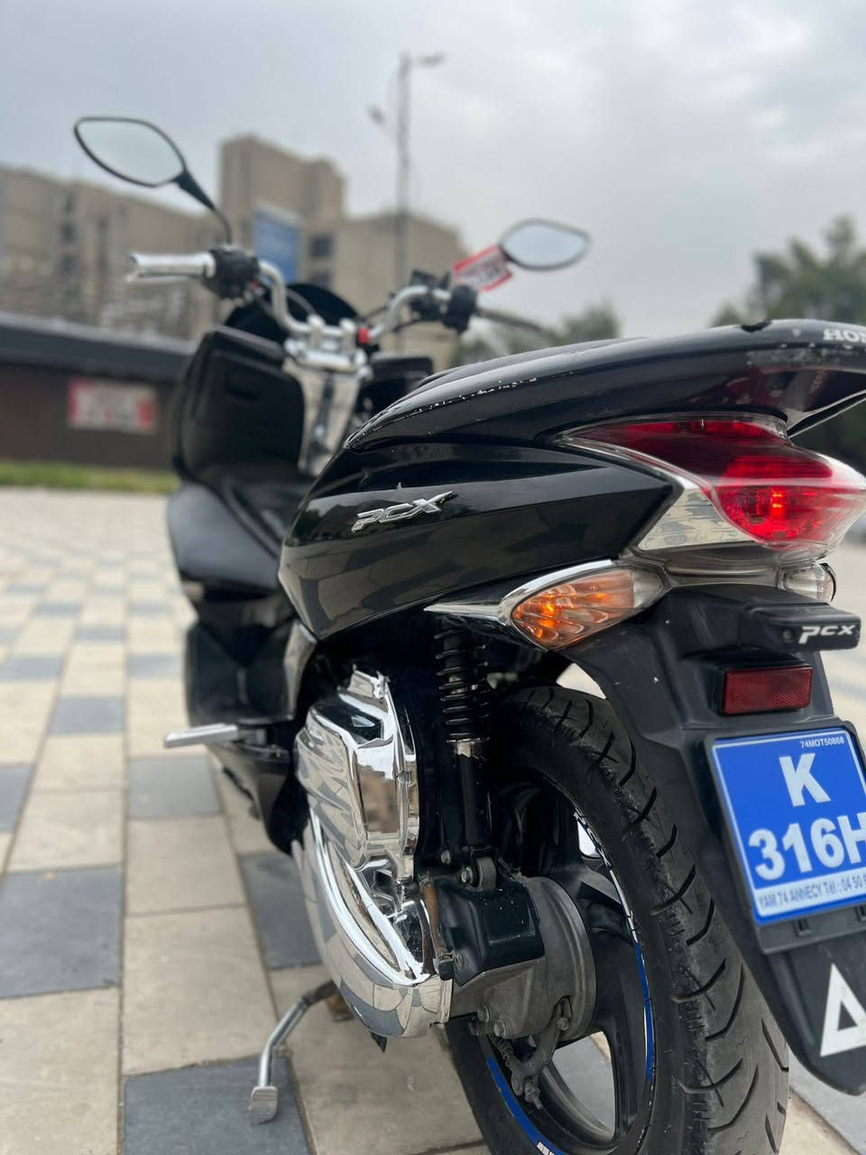 السلام عليكم للبيع دراجه pcxجيل الاول مديل 16 دراجة مال رمبه ماخذها رمبه الدراجه وأعلى ايدي ياباني الاصلي دراجه جديده مال جناي وعلئ ايدي لون مميز
ياباني الاصلي دراجه كامله أستان كهربائي حساس ازدحام حرف دراجه جديده الدراجه مكينه لوك شلعه معدل خير من اللّٰه دراجه تكول جديده بمعنئ الكلمه واحلا من الصور مال جناي المكان بغداد الكرخ دراجة مكفوله اي نقص مابيه السعر مليون و400الف الأتصال على الرقم ***********

ا
