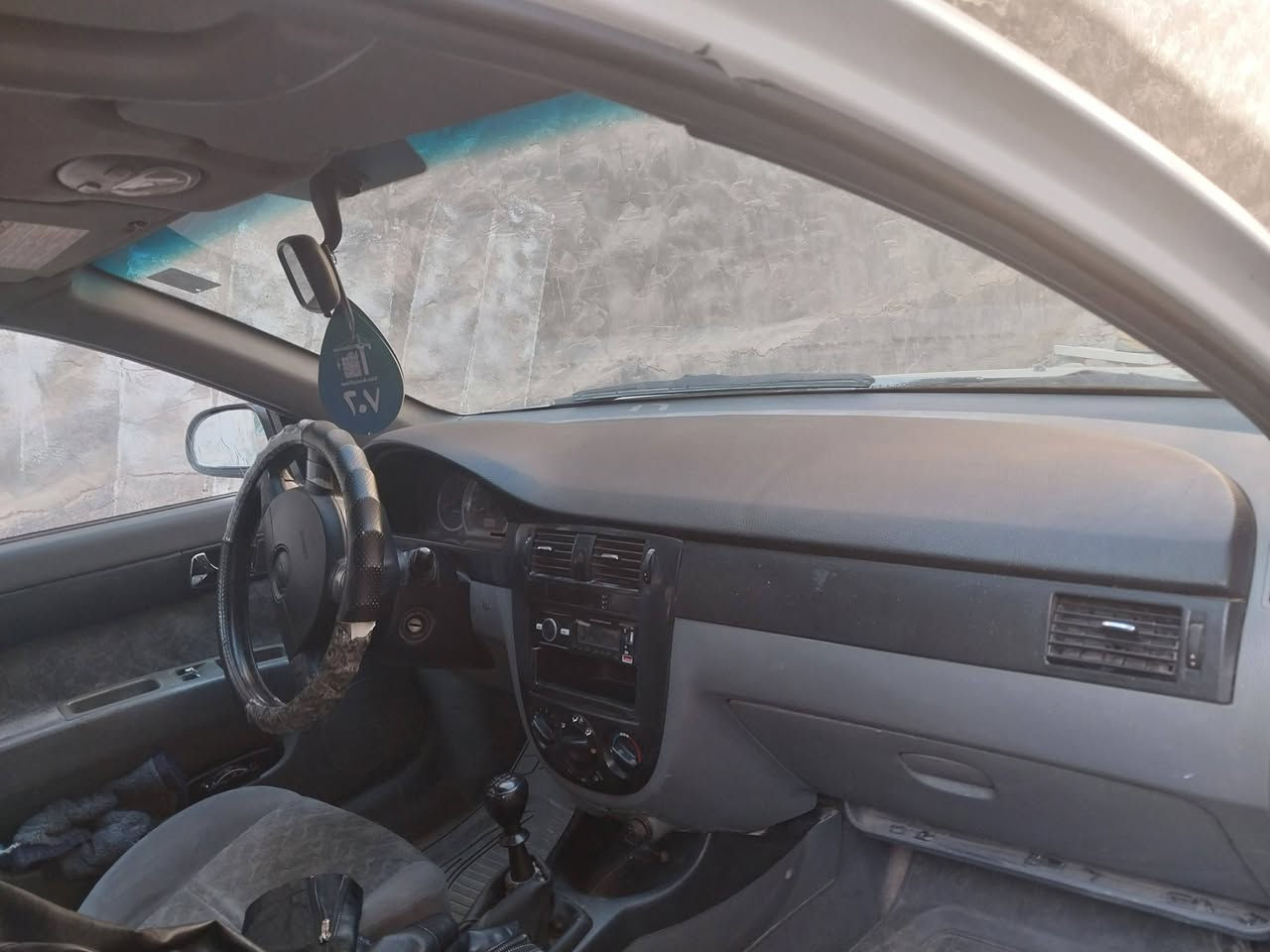 اوبترا ٢٠٠٤ رقم بابل انكليزي بأسمي  صبغ ابيع حزام مكينه بيهه بخار كير جديد حداديه ٦٠ بلميه سنتر لك لايت زنون داخل جديد تاير  ١٥ مسجل بلوتوث  بجم شركه شرط شاصي شركه ضربه بلداير الجاملغ الخلفي السعر ٥٥ وبيهه مجال جدا بسيط *********** مكان السياره كربلاء
