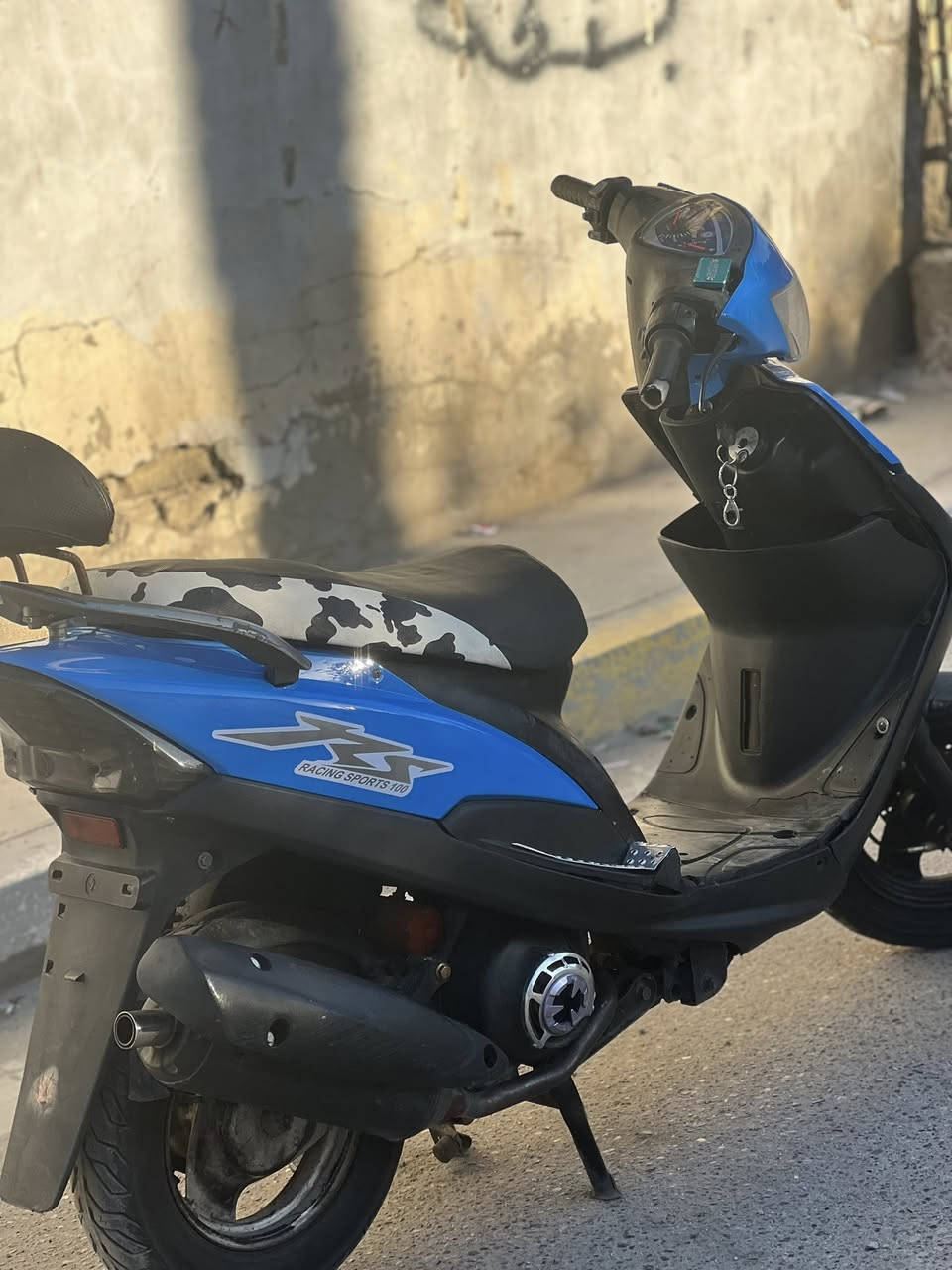 سلام عليكوم    لبيع ماكس عدلة.  مكفولة مكينة وكفر.       كهربايات كلهة شغالة  سلف هندر  لايت عالي ناصي دبل شارة كلهة شغالة مكينة ناعمة ما تنسمع. سلف كابريتر بلادي مكان بغداد كمالية السعر 550 الستفسار ***********
