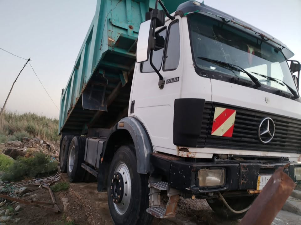 � للبيع – قلاب مرسيدس مايلر بلادي 🚛
السلام عليكم ورحمة الله وبركاته

للبيع قلاب مرسيدس مايلر بلادي

✅ موديل 1991
✅ مجموعة GF
✅ گير فافون
✅ مكينة محسن و بحالة جيدة ومكفوله
✅ جاهز للعمل مباشرة

السيارة نظيفة ومكفوله فول 

للاستفسار والتواصل: سيد حسن
‬

‭***********‬
