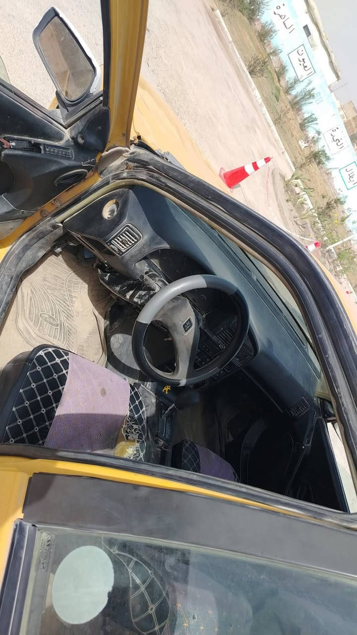 روه للبيع مكينه وقير جدد ياباني سياره حلوه احلى من الصور سعر 8 اوراق قفل مكان نجف شواصي معمرات مسجل اربع سماعات  تخم تاير كهربائيات كلها شغاله جاهزه ***********
