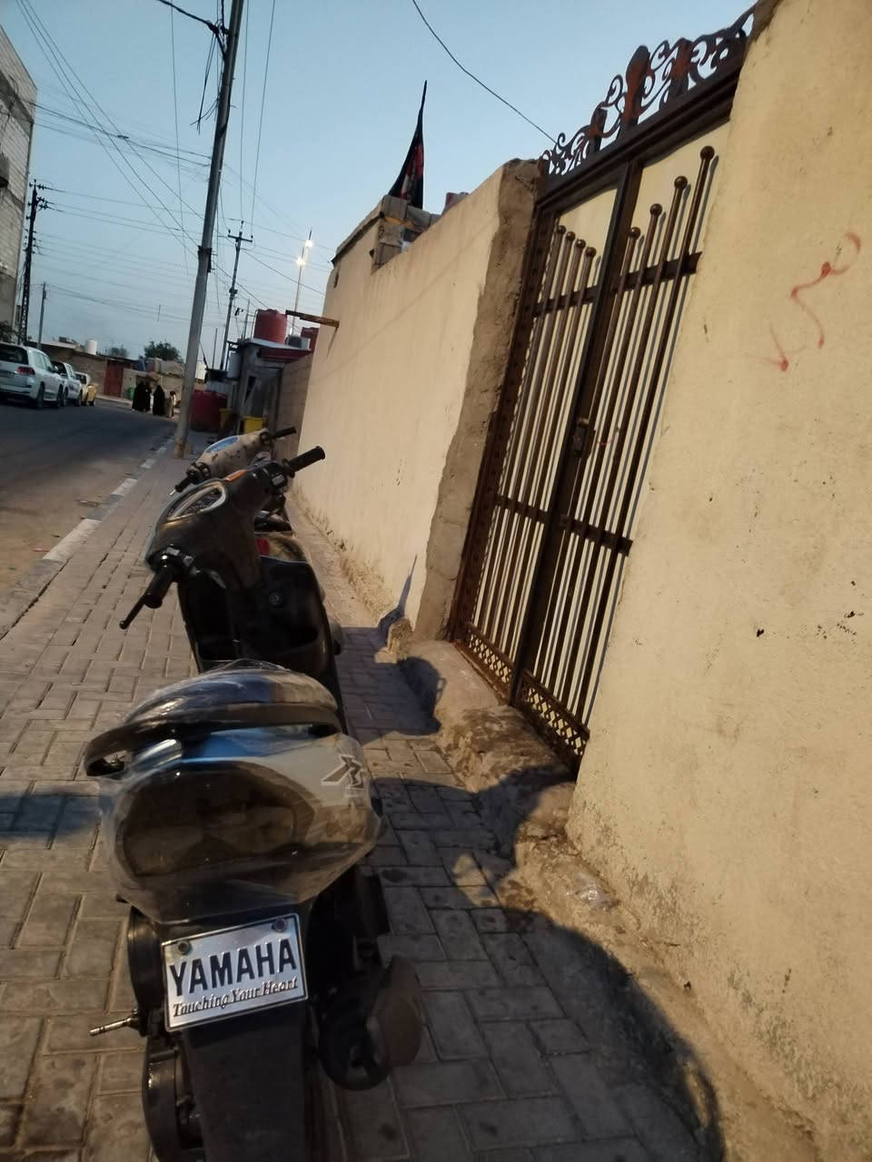 السلام عليكم دراجه ماكس عدله لبيع 
مفتوحه مره وحده كلهه شغاله كهربايات
بس عوزهه باتري السعره550وبيهه مجال
مكاني قبله حي المهندسين.رقم الهاتف
***********
