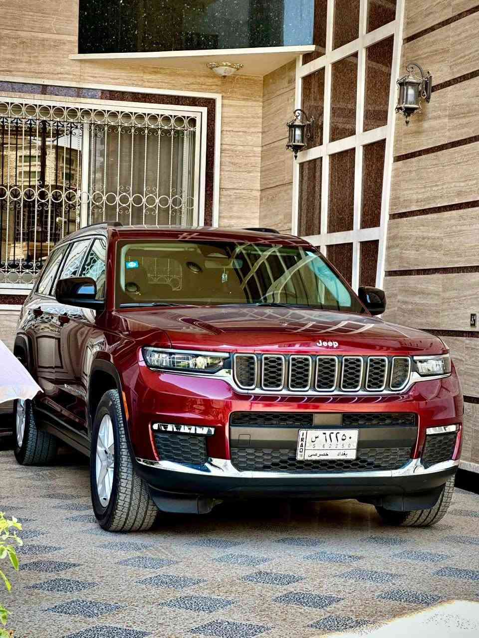 السلام عليكم .. للبيع
جيب لاريدو 2021 وارد امريكي الشكل الجديد 7 راكب تقرير غرق بنسبه قليله الباقي مكفولة كفالة عامه حتى الدعاميات شرط الفحص وين متريد وترايك ايضا وين متريد كهربائيات دواخل كله وضع الشركه ومكفول جديده كلش استخدام شخصي ماشيه 15 ميل
رقم بغداد باسمي تحويل مباشر 
صور امريكا مرفقه مع المنشور 

مواصفات :-
بصمه 
رادارات جانبيه 
كشن كهرباء 
صندوك كهرباء 
شاشه كبيره لمس
 3 قطع تبريد 
حساسات اماميه خلفيه 
ماشيه 15 ميل 

 السعر : 280$ وبيها مجال  
العنوان : بغداد السيدية
للاستفسار : ***********
