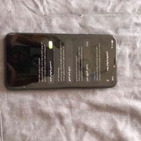 آيفون 11برو ماكس لون زيتوني بطاريه 93اصلية ذاكرة 256كامل ملحقاته اخو ج...