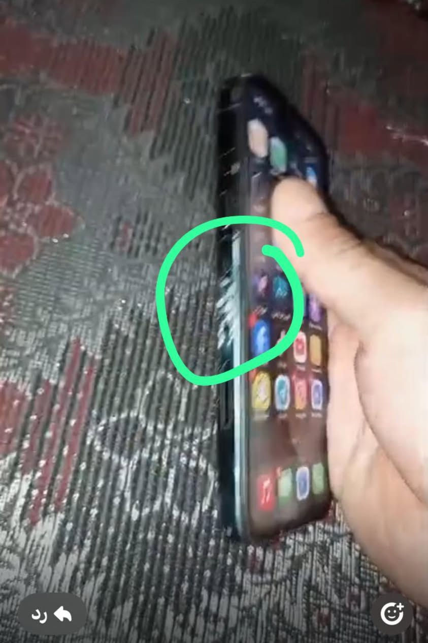 ايفون 16 عادي اسود شرق اوسط مبدل شاشه. وبطاريه 99 وبي شخطات قويه بالشاصي فقط  وفيس ايدي واكف. 
625 الف 
كربلاء 
***********

