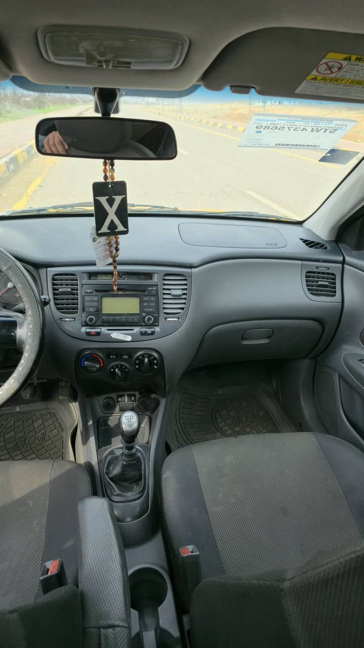 سلام عليكم سياره كيا ريو موديل 2008 كير عادي  هيئه وغرامات صفر كير ومحرك شرط منظومة غاز 60لتر تدفئه تبريد كلها شرط بيها ضرر جاملغ فقط وبيها ملاحظات بسيطه رقم انبار مشروع وطني  سنويه 2027صاحبها الشرعي بالموصل اني عندي وكاله عامه تريد اني احولك  طخم تاير جديد كابون بانزين بيها سعرها 85 
***********
