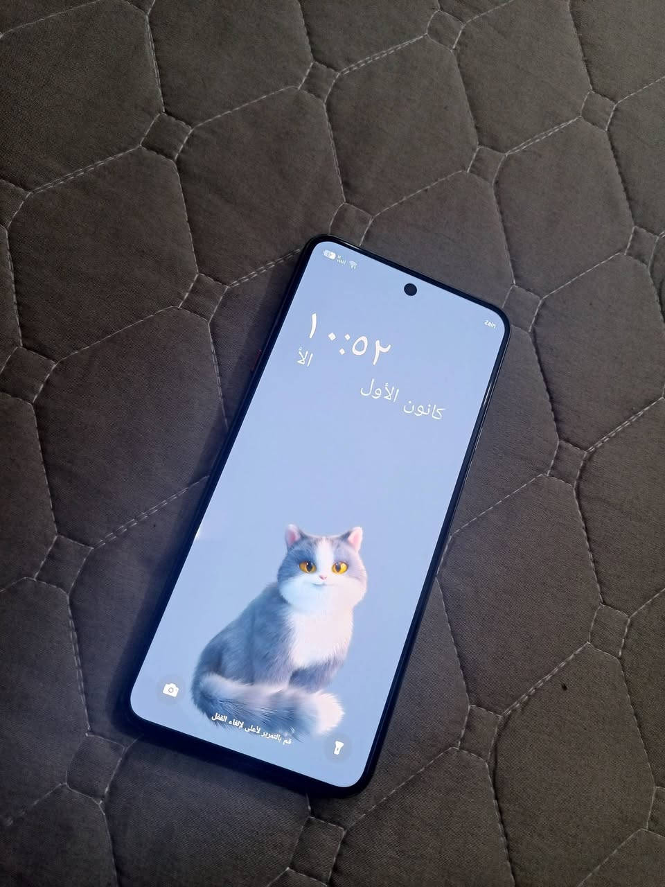 موبايل للبيع تكنو كومان 40 ابريمر 5G يشغل بوبجي 120فريم ***********
