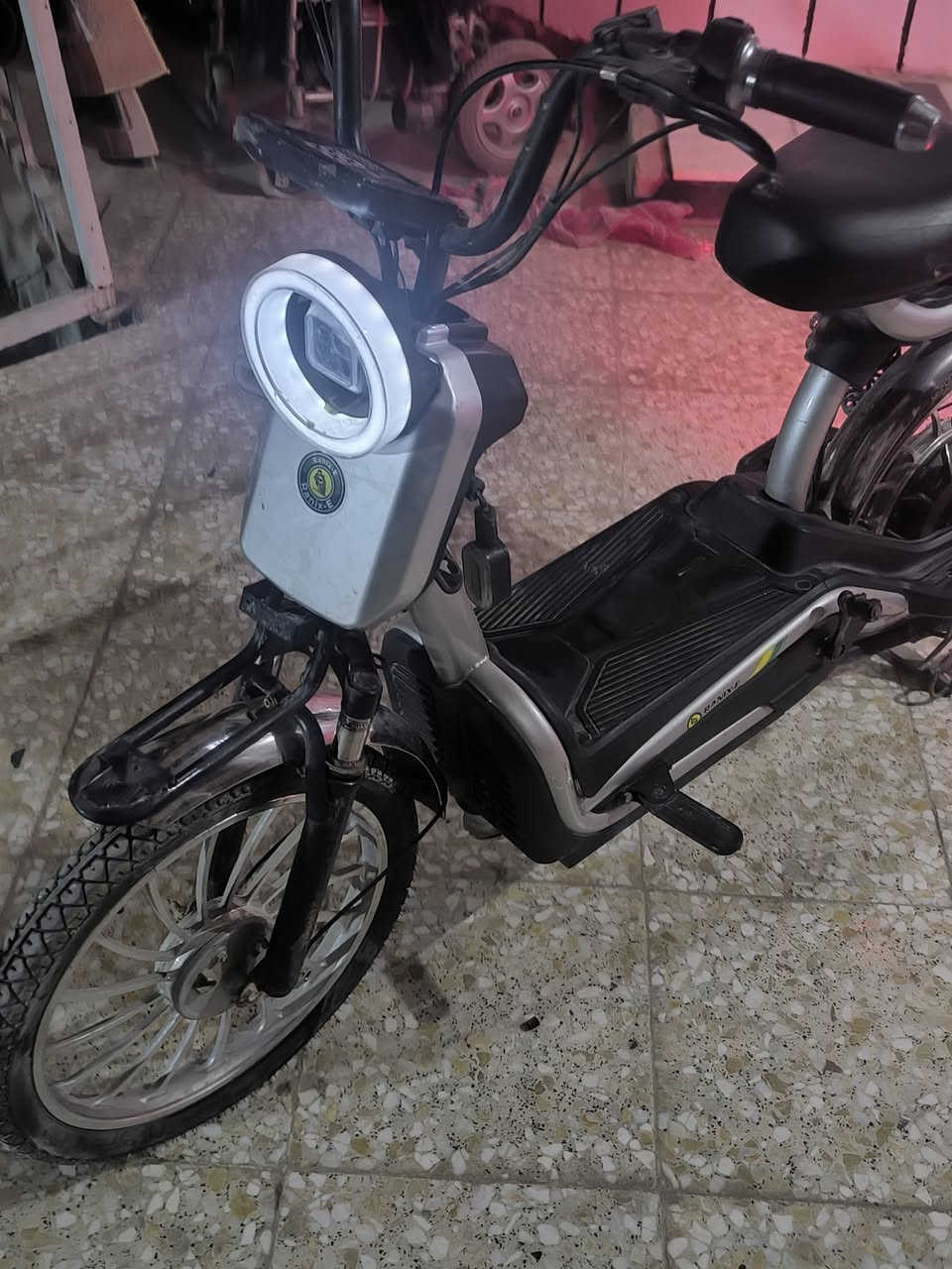 السلام عليكم باسكل شحن للبيع قيم واخذ مكان بابل رقم ***********
