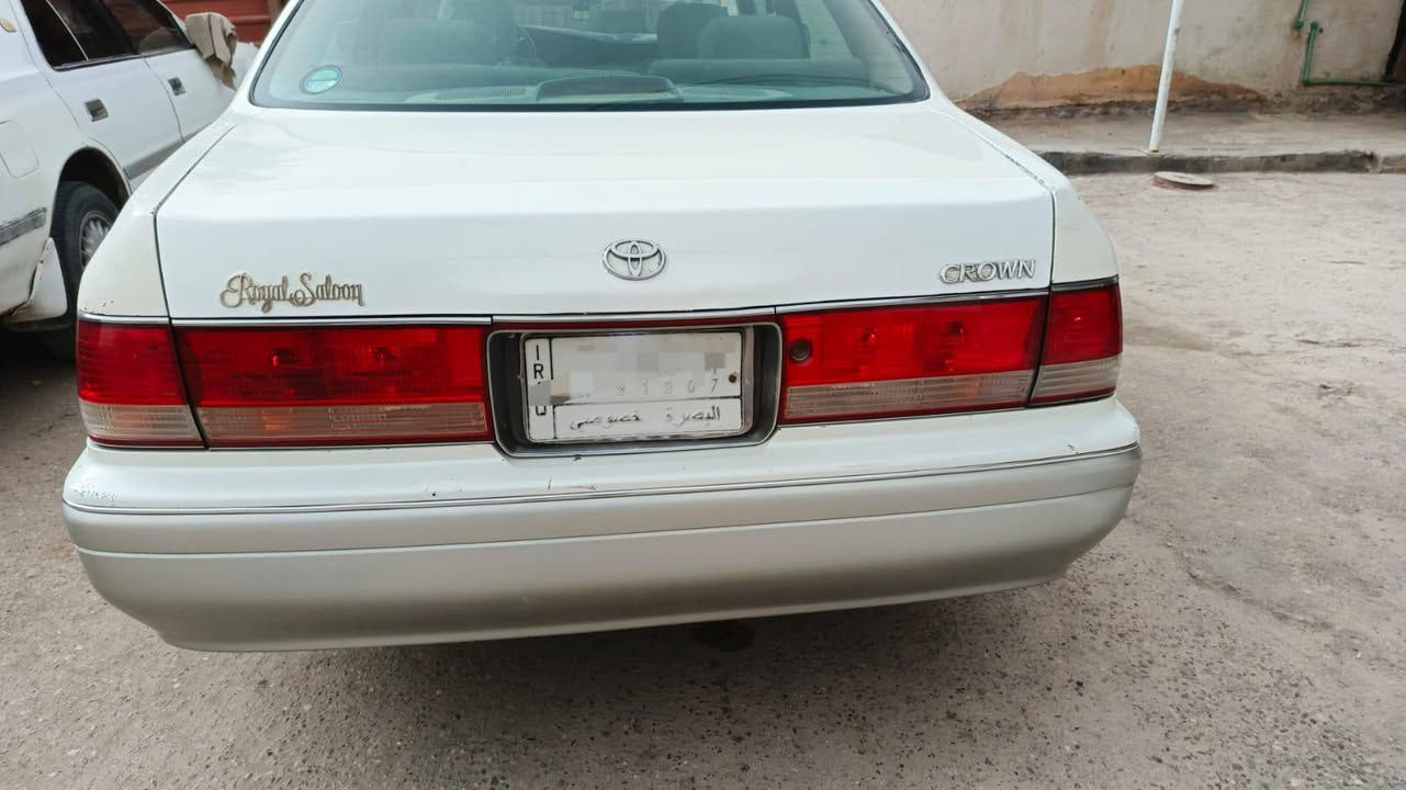 راس الثور فلات محزم 1997 كرستال اصل شاصي 55 مكفوله من الضربه والصبغ ومكينه وكير فيفيتي مكفولات تخم تاير حداده شاشه لمس دواخل حلوه كهربائيات شغاله لايت زنون ثلجي سنويةلغايه 28 بصره مشروع وطني (علماً سياره مشكوك بيه نقل وانه ابيع نقل)  مكفوله من الكص  السعر 75وبيها مجال العنوان البصره قضاء المدينه الاتصال  ***********
