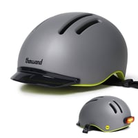 خوذة • جديدة • ماركة عالمية