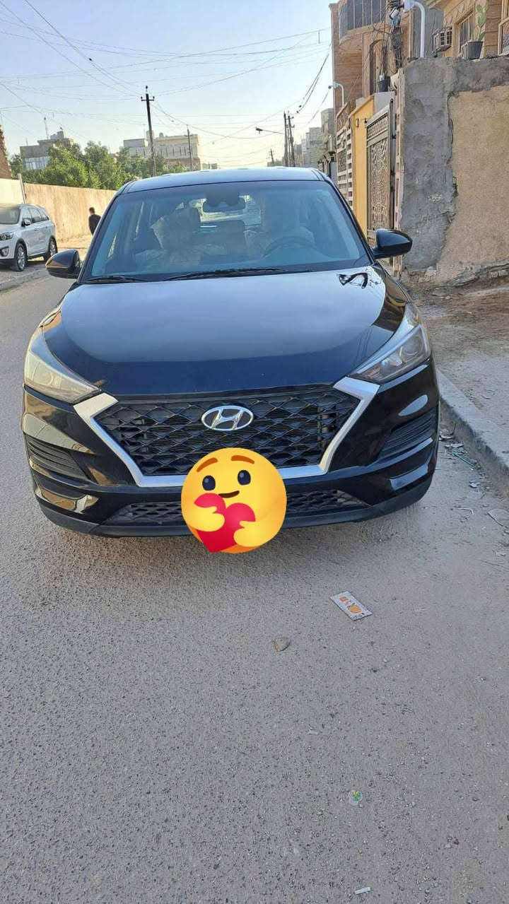 السلام عليكم توكسان موديل ٢٠٢١ وارد امريكي بيها صبغ بالبنيد والباب وصندوك السياره خير من الله دوشمه جلد دواخل نضيفه مكينه كير كله نضيف رقم بغداد ماشيه ١٤٥kmباسمي رقم انكليزي جديد السعر ١٥٠ مكاني بغداد المشتل 
***********
