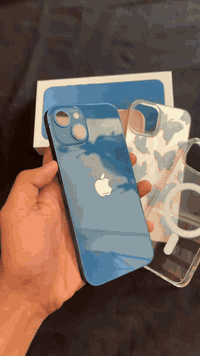 سلام عليكم موبايل 13 عادي جهاز نضيف ومكفول بطارية 90 ذاكرة 128 سعرة 450 وبي مجال ***********
