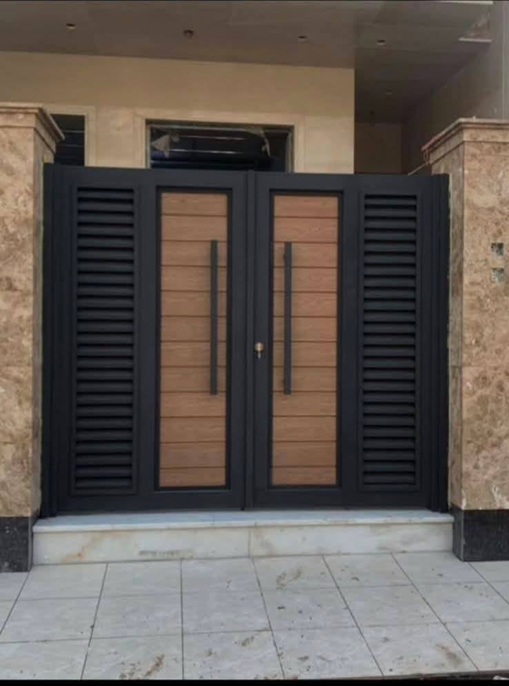 حداده عامه 
ابواب🚪 شبابيك🪟 محجرات🪜 سقايف 🎞️حسب الطلب 

حداده متنقله للعمل الموقعي🏘️ للطلب ⚒️⚒️🔨
الاتصال 👇👇👇👇👇👇
***********
***********
