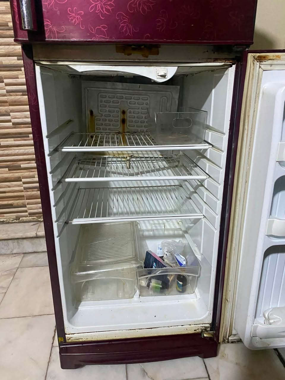 ثلاجة كونكورد حجم 18 قدم ماطورها يحمى ويفصل من وحده للبيع سعر 115 الف مكانها بغداد الرصافه


**إذا كنت صاحب هذا الإعلان وتريد حذفه لأي سبب، رجاءا أرسل رسالة إلى الدعم الفني**
