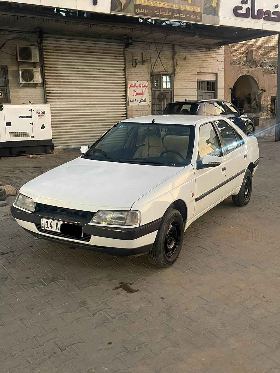 السلام عليكم ورحمة الله وبركاته
بيجو موديل 2012 معمره مكفوله من ضربه قويه

مكينه وكير وحداديه وتخم اطارات ودوشمه كله جديد

بسمنه سنويه جديده لحد ٢٠٣٠ شرط تحويل سعر ٣٢ وبيهه مجال لطيبين 

عنون بصره الجزائر اي استفسار رقم الهاتف ***********
