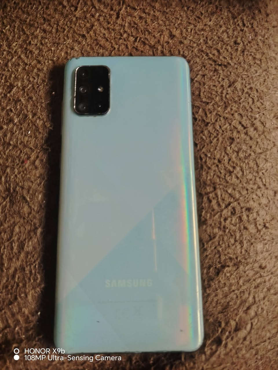 سلام عليكم مبايل للبيع سامسونج a71  ذاكره ١٢٨ وعشوائيه ٨ ببجي ٦٠ فريم جهاز نضيف كلش السعر ١١٠ وبي مجال قليل الرقم ***********
