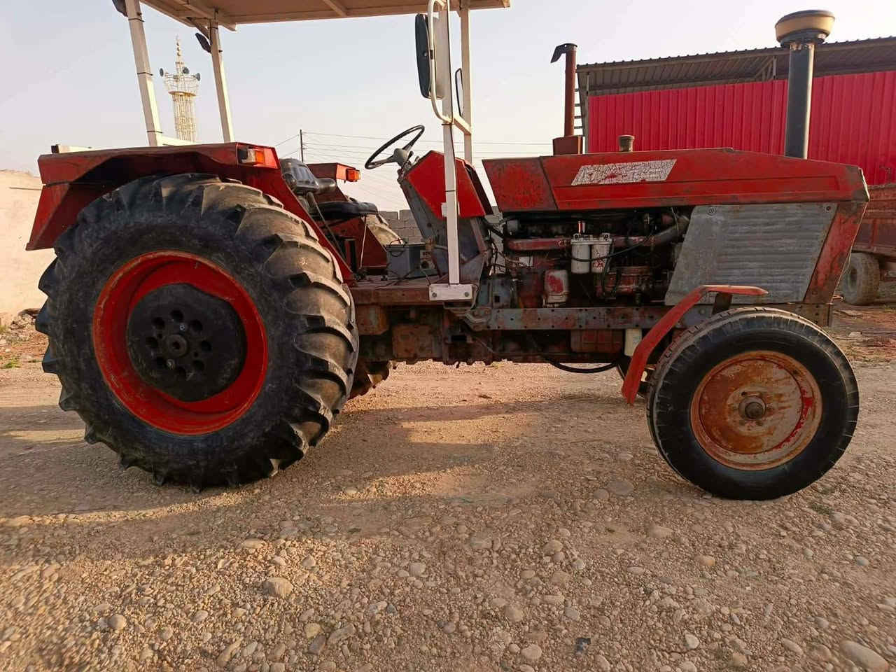سلام عليكم عنتر للبيع ٦ بساتن حيل نضيف لمكان لموصل باقي تفاصيل***********
