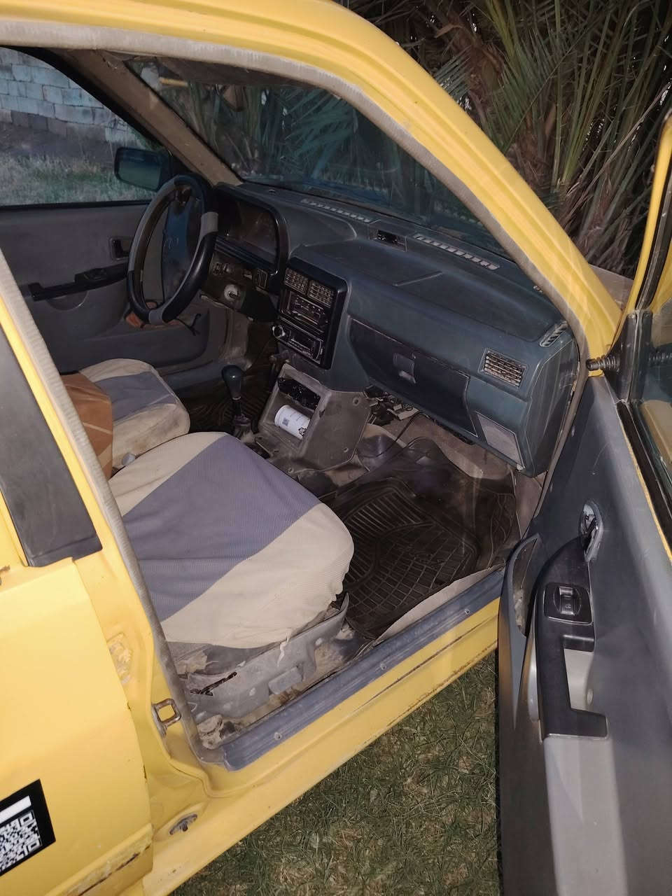 بسم الله الرحمن الرحيم سياره سايبه للبيع موديل ٢٠١١ سياره جاهزه من كلشي محرك كير كهربائيات تخم تاير مصفره هيه وغرامات السعر ٢٢
تلفون ***********
