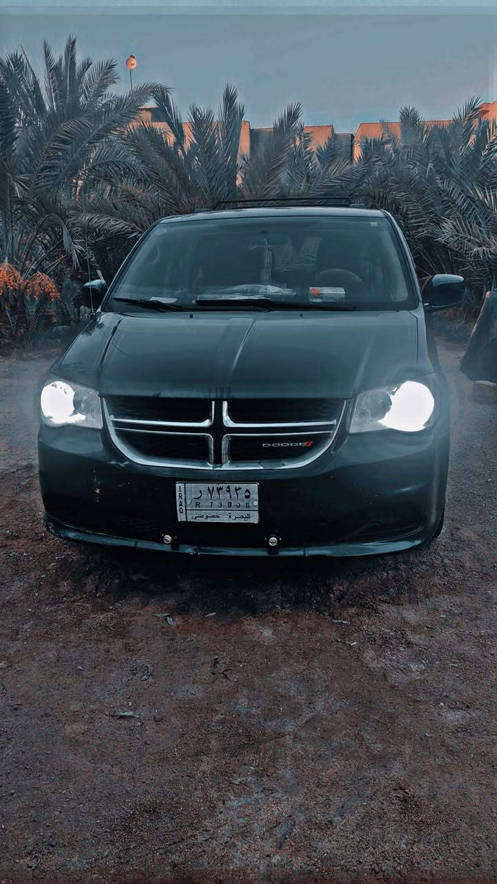 إلسلام عليكم 
دوج كرفان للبيع او مراوس  3600sxt 2014 كفاله من الحادث وصبغ وتبديل  كير مامفتوح شرط  مكينه كفاله تبريد ثلج 3 قطع منضومه جديده جام كهرباء كشن السايق كهرباء سكليتر كهرباء قفل سرعه  كشنات بلع تحكم ستيرن جهتين لايت زنون ابواب كهرباء فرس ارضي حدايده تايرات  جاهزه   رقم بصره سنويه ل28 السعر 125 وبيها مجال قليل *********** ملاحضه السياره تحتاج دعاميه اماميه فقط
