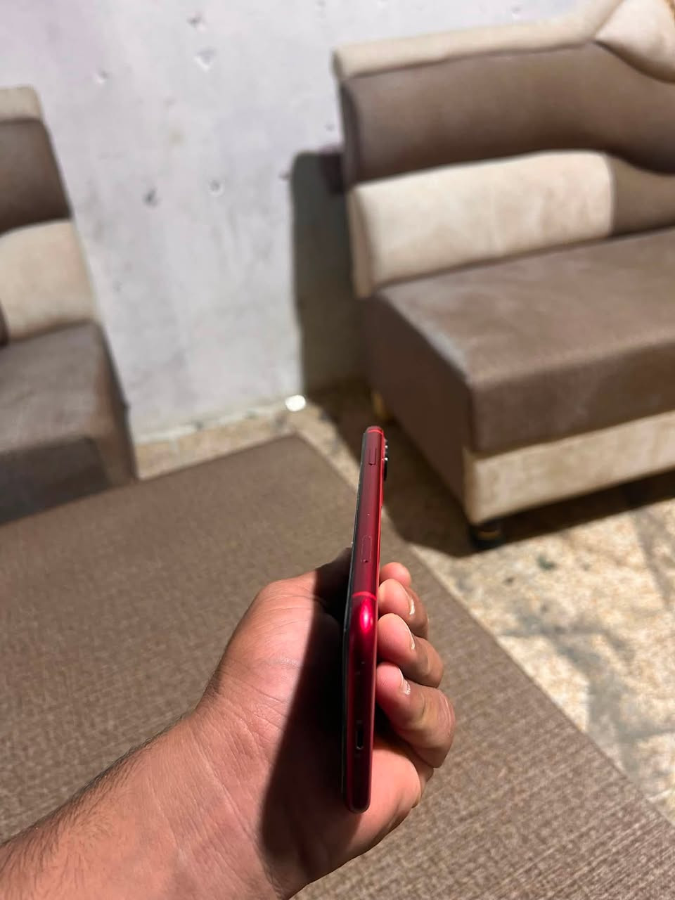 ‏iPhone 11 ‏ عادي للبيع 
￼  مبدل بطارية ￼ اصلية 100
فيس ايدي شغال ‏  ذاكرة 64
السعر 230 الف
العنوان الموصل جانب اليمن 
￼
 التواصل هذه رقم ***********
