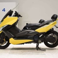 ‏السلام عليكم  2011 YAMAHA TMAX     ‏​⚙️ المحرك: 500CC ‏​🎨 اللون: اصفر...