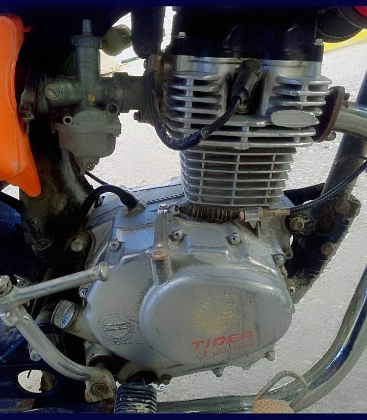 السلام عليكم دراجه للبيع تايكر موديل 21 اوراق مكفوله السعر 400 وبيها مجال بسيط ***********
