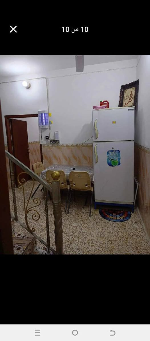 بيت للبيع نادر الثانيه شارع زين العابدين مساحته 120طابو زراعي سند 25 تفاصيل البيت 3غرف وحده جوه وبيه سويت وثنين فوك كلدور مطبخ حار وباردصيحات داخليه وخارجيه طارمه صاله سعر 90وبي مجال تفاصيل اكثر يتصل ع هذه الرقم ***********
