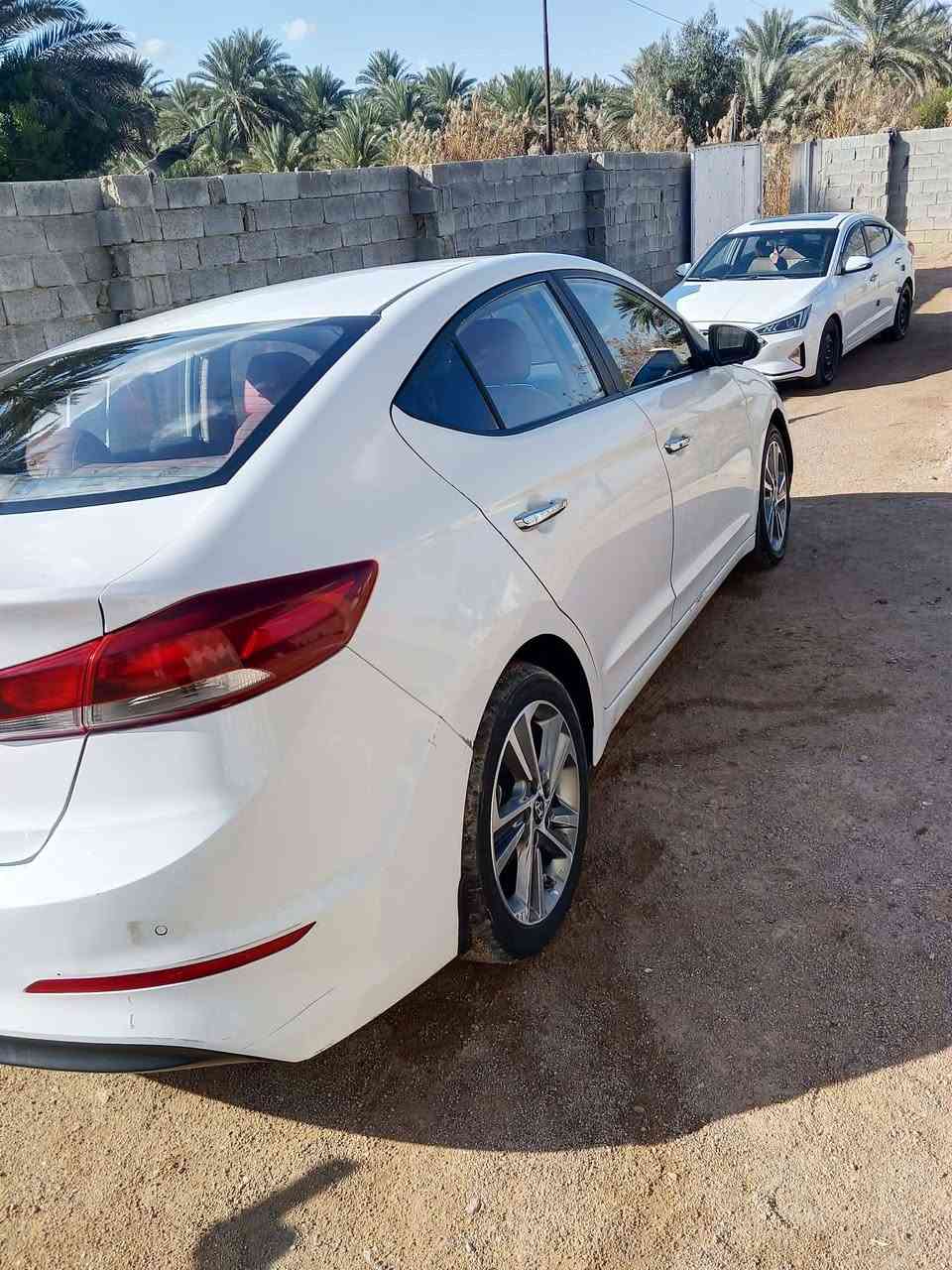 النترا موديل 18 سياره مكفوله عده بردات بصيطه
كما موضح بسونار العنوان كربلاء طوريج سعر 150وبيه مجال اني مكلف بنشر رقم صاحب سيارة 
‏‪***********‬‏
