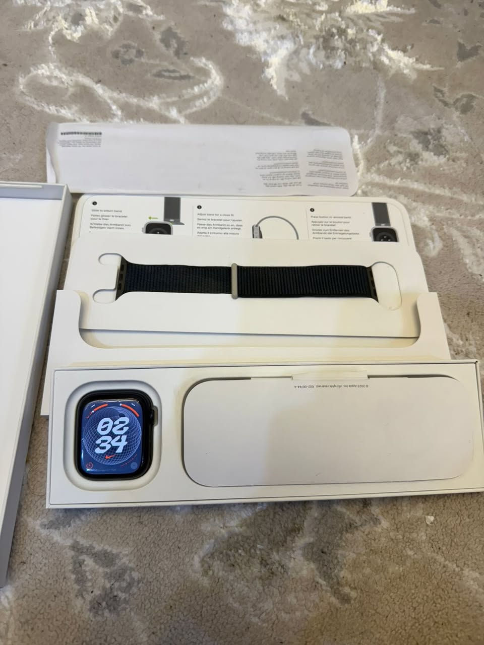 آبل واتش
سيريس 9 
بطارية 98‎%‎
النضافة 100‎%‎
السعر 375
التواصل ***********
