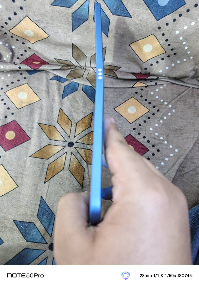 السلام عليكم

ايباد 10 من أبل ذاكره 256 نضافه 100% ما مشخوط ولا مصلح ولا مفتوح جهاز نضيف جدا أخو الجديد بدون ملحقات بي
انحناء بسيط جدا بلفريم الجهاز كما موضح بلصور الايباد جدا نضيف وراقي ومكفول+ بي نظام الاستبدال والتصليح لحد الشهر 10 يعني تشتري وتاخذه وانكسر عندك تواصل وياي وراح يتصلح بلاش إذا جان عطل داخلي أو شاشه أما إذا سوء استخدام فد
ماكو الضمان للعلم الضمان وره الشهر 10 ينتهي

السعر 550 الف فقط وبي مجال بسيط ذاكره (256) !

مكاني بغداد

للاستفسار تواصل واتساب ***********
