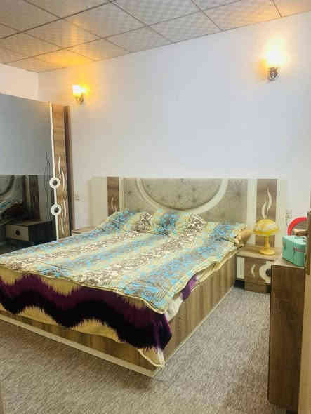 عقارات #محمد_عقارات 

دار للبيع في مجمع زيتون ستي 
مرمم وبي اضافات
شارع 20 متري  و مقابل حديقه 
قاطع : الأصفر 
طابق واحد 
٢٠٠م
3 غرف نوم 

للإستفسار:٠
*********** 

السعر : 7 دفاتر 65 ورقه
