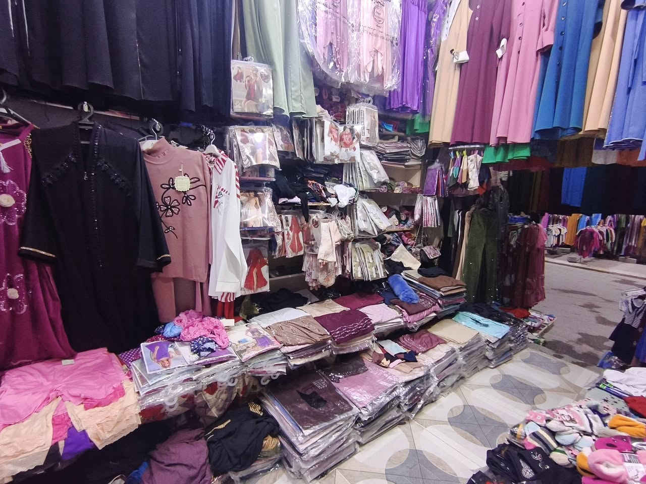 يا الله يا رزاق 
 متواجدون من ٨ صباح الحد ١٢ ليل 

كلشي متوفره داخل المحل 
كل هلا بيكم معاملينه الطيبه 

ولاسعار عا مستوه بيجي هل سنه 

العنوان صلاح الدين بيجي سوق الجمله محلات قاهر الاسعار


**إذا كنت صاحب هذا الإعلان وتريد حذفه لأي سبب، رجاءا أرسل رسالة إلى الدعم الفني**