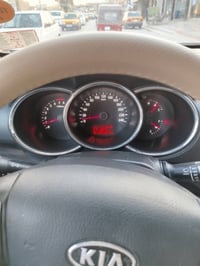 سورنتو ٢٠١٢ • ٧ راكب • ٤ سلندر ٢٤٠٠