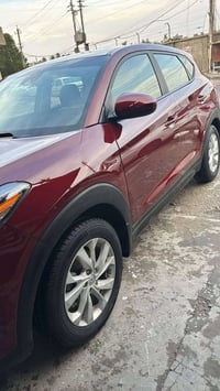 توكسان 2020 امريكي كلين بدون حادث بدون صبغ  بدون ايرباك بجم كبس  صبغ ب...