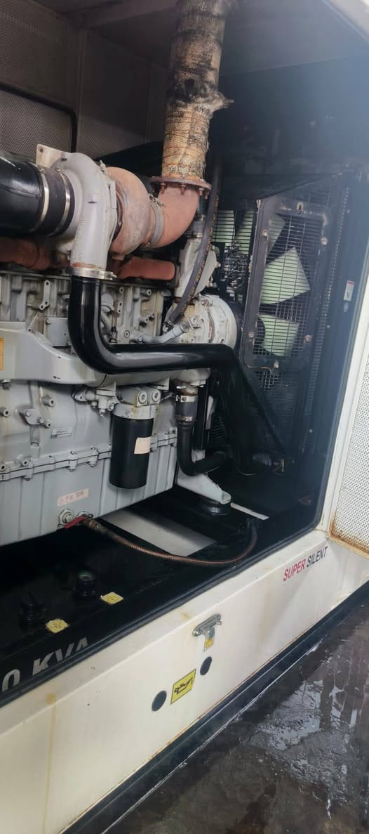 السلام عليكم مولده بيركنز كاتم  رقم المحرك 250 للبيع او مراوس بسياره عاليه  لستفسار الاتصال على هاذا الرقم ‏‪***********‬‏
