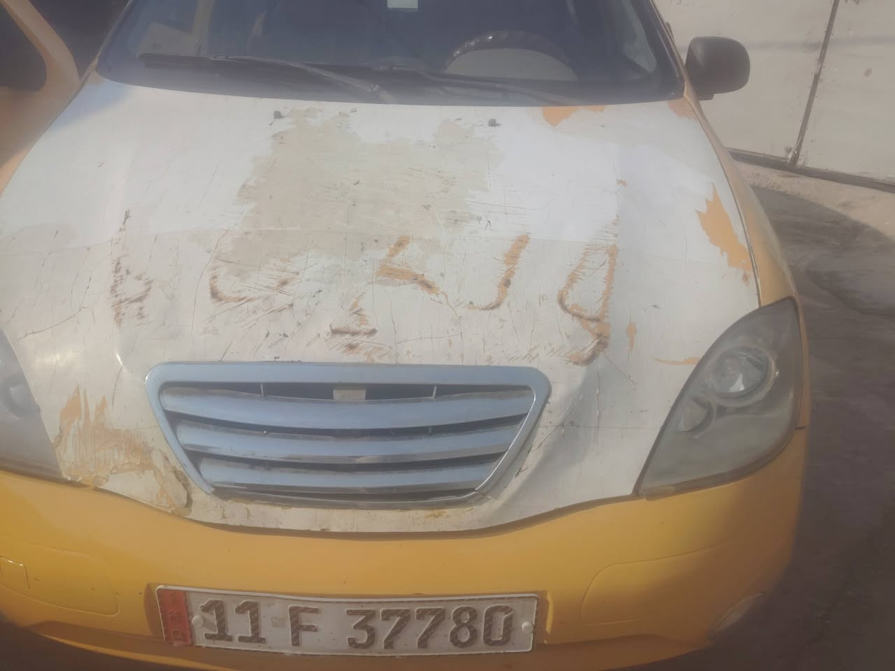 طيبه البيع 2015بيه صبقات ولبنيد  طاير علا القماره بس هي جاهزه  مصفره هيه وقرامات دحويل مباشر عنوان بغداد الامين سعر 32بيه مجال بصيط*********** تخم تاير جديد
