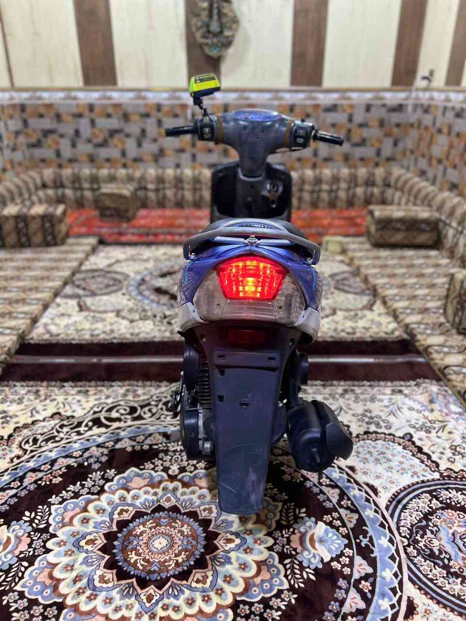 سلامً عليكم دراجه ماكس قجمه بسعر ٨٠٠ دراجه جديده وينقص مابيها كهرباىيات شغاله من طول لطول دبلات شغاله قفال ستيرن قفال صندوك شغالات كلشي دراجه ع وضع البلاد بس الكفر شديته تجاري لجماليه البلادي موجود ونضيف كلشي مابي  محرك مامفتوح وشلعه قويه معدل حلو دراجه لاتبخير لا تنقيص لانضوح محركها ناشف تخبل دراجه نكر سلف وطلع ترايك البغداد جيب وياك ١٠ فيتريه وتعال افحص دراجه محرك مامجيوس رقم  هــ/*********** متواجد وتساب فقط منتواجد عل ماسنجر
