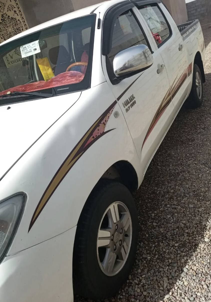 سلام عليكم ‭0770 684 9318‬ فلزونزه للبيع2009 كويتي شاصي 19 كير عادي رقم بصره سنويه مامنتهيه سياره جاهزه مكفوله كفاله من ضربه وتبديل وصبغ حته مابيه بارد تخم تاير الاصلي مكينه وكير مكفولات حداده كهربائيات كله شغاله سعر 155 وبيه مجال مكان سياره بلبصره انا مكلف بنشر
