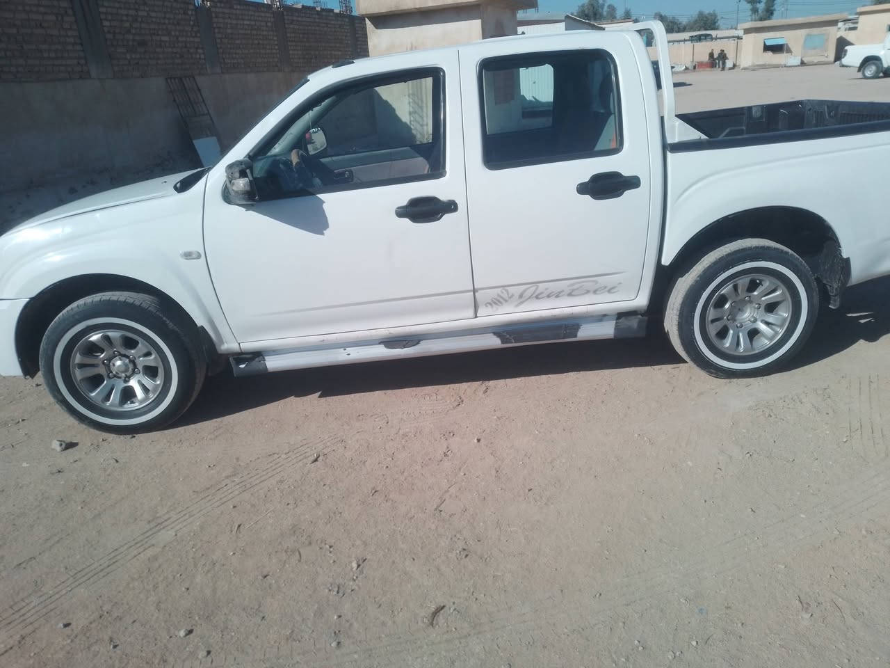 بيكب جنبي ١٢ مكفوله كفله من الصبغ والضربه  الستفسار على ارقم ***********  مكان السياره الوركاء
